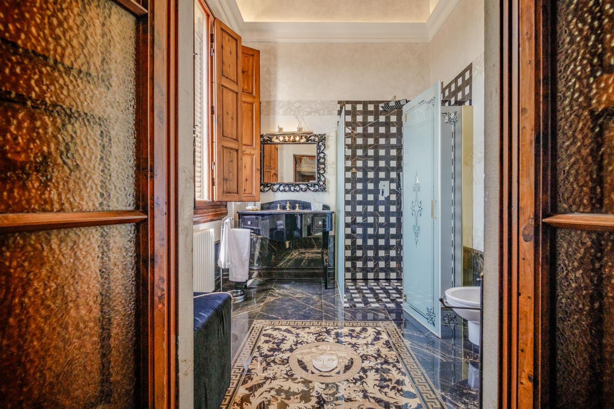 Villa Lecchi Hotel Wellness Colle Val D'Elsa Exterior photo