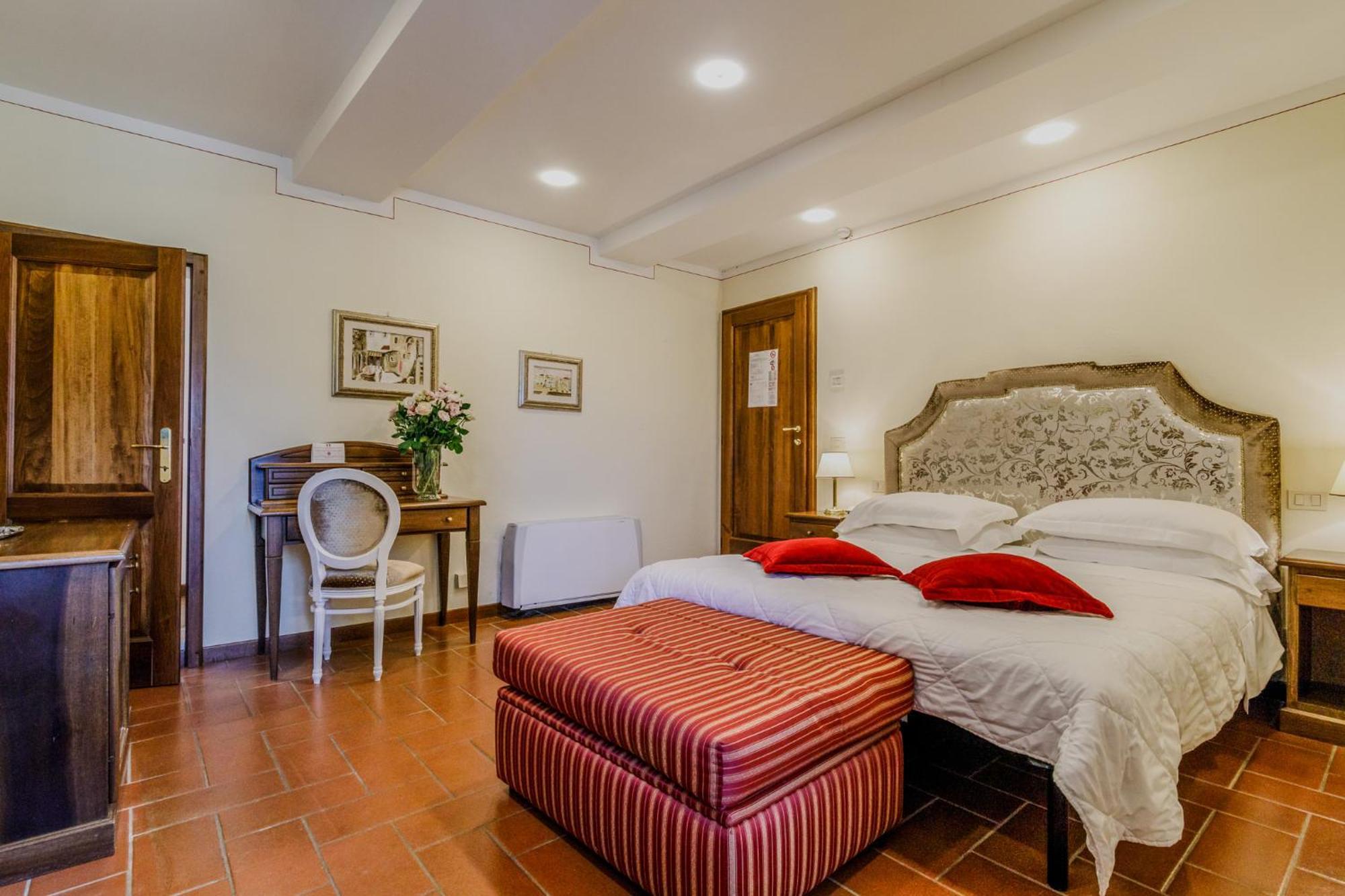 Villa Lecchi Hotel Wellness Colle Val D'Elsa Exterior photo